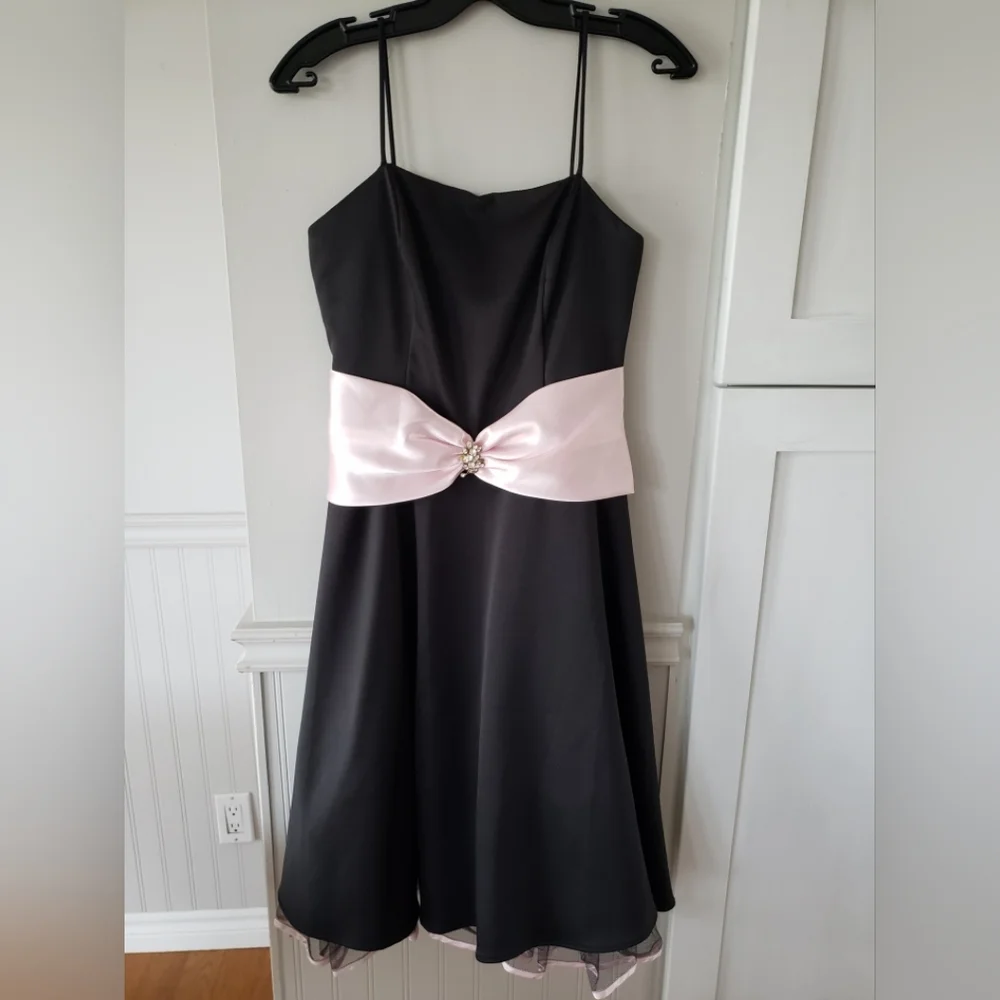 Aspeed Designer Prom Dress - Picture 6 of 10
